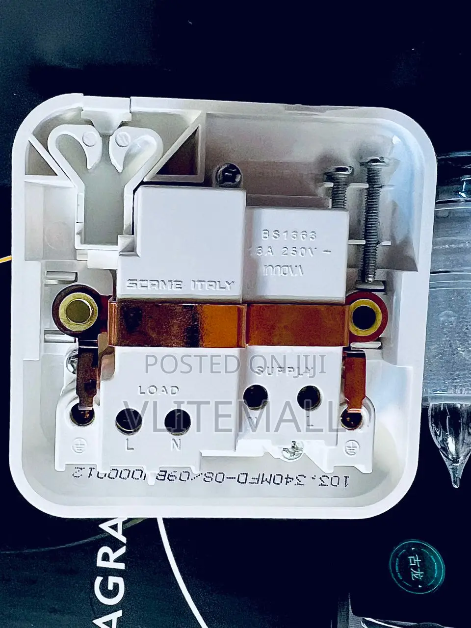 Scame Spur Unit With Fuse And Neon