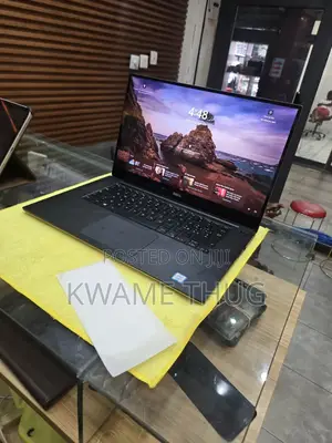 New Laptop Dell XPS 15 (9550) 16GB Intel Core I7 HDD+SSD 256GB
