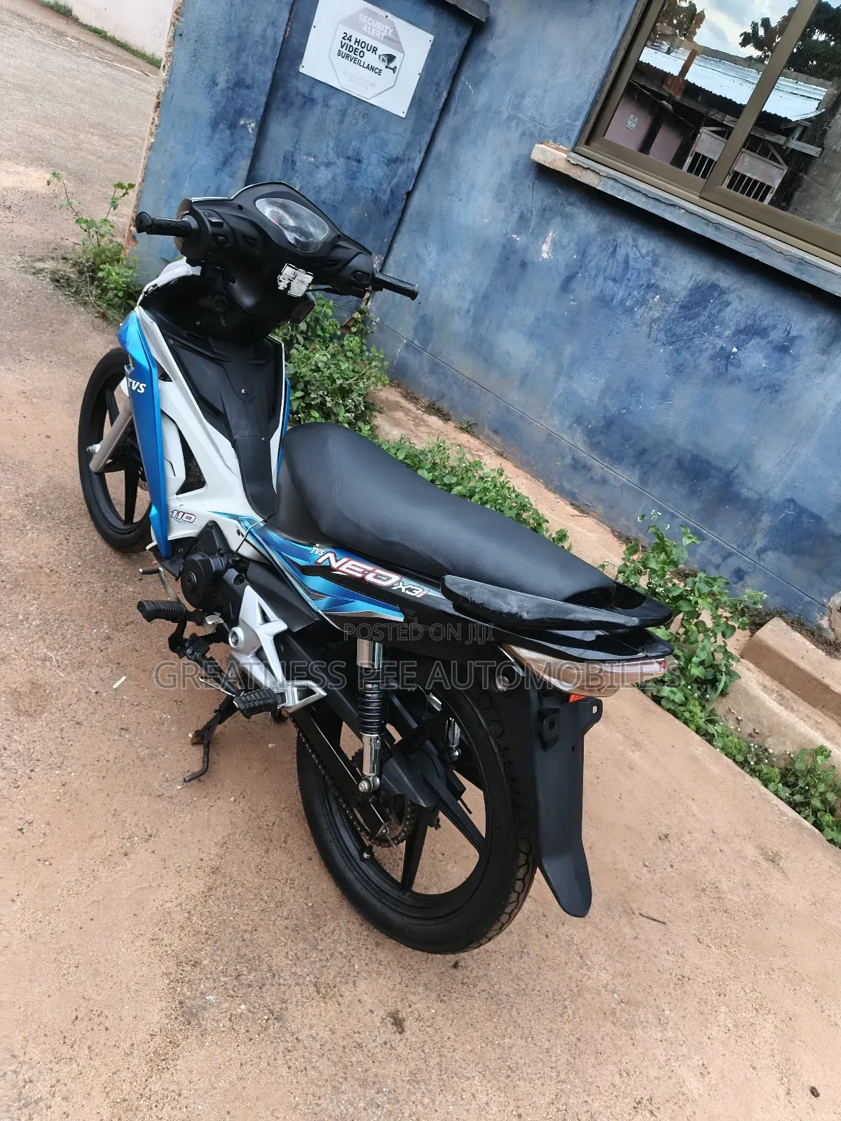TVS Neo NX 2021 White