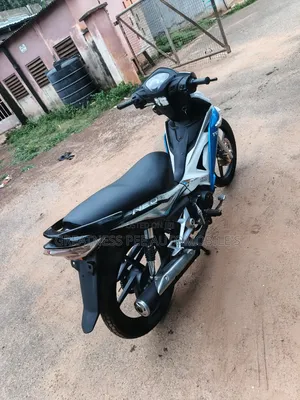 TVS Neo NX 2021 White