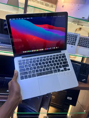 Laptop Apple MacBook Pro 2015 8GB Intel Core i5 SSD 256GB