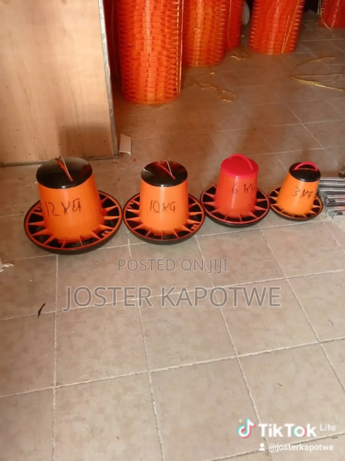 Plastic Drinkers and Feeders