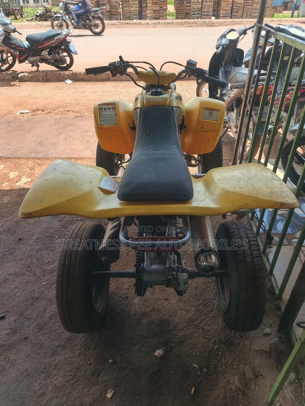 Honda 2018 Yellow