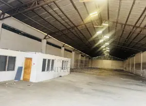 Dzorwulu 1300 Square Meter Warehouse for Rent