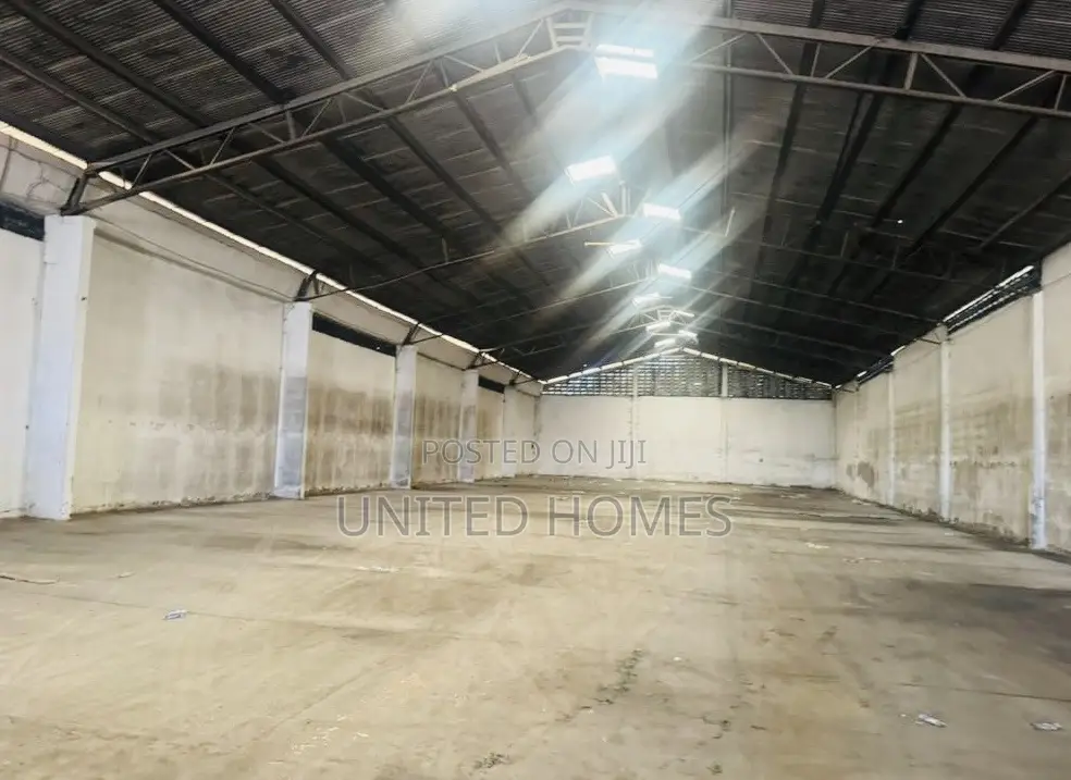 Dzorwulu 1300 Square Meter Warehouse for Rent