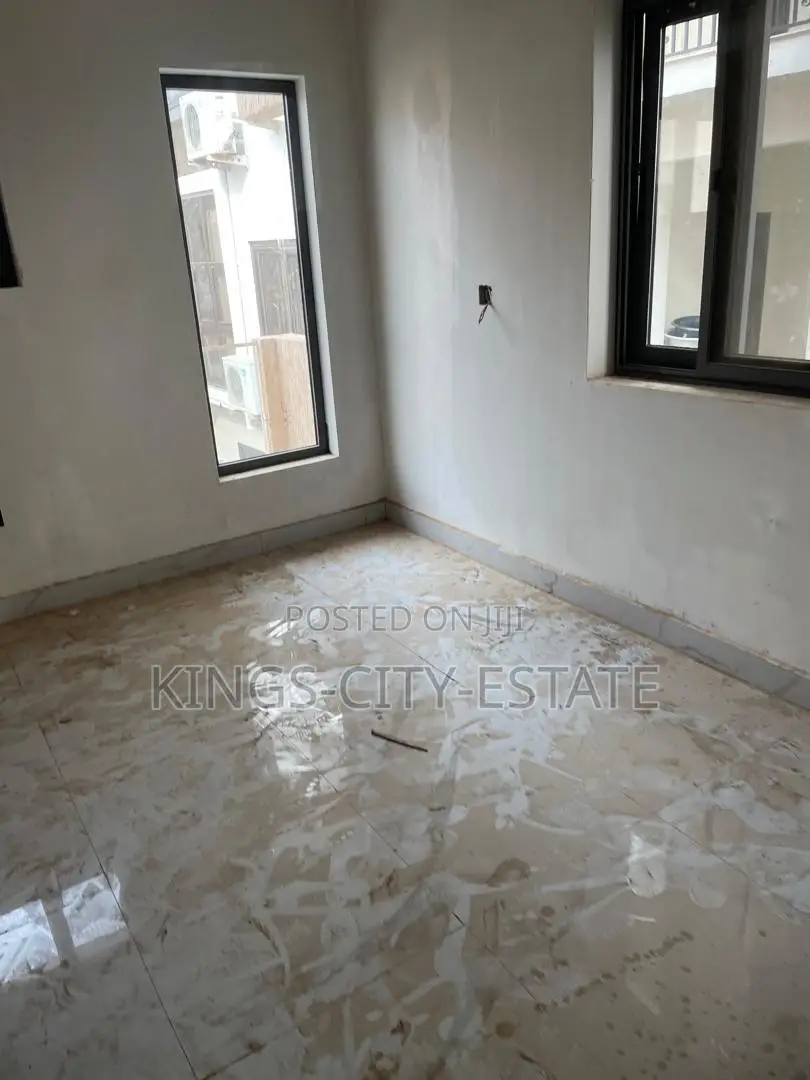 3bdrm House in Dzorwulu Special for rent