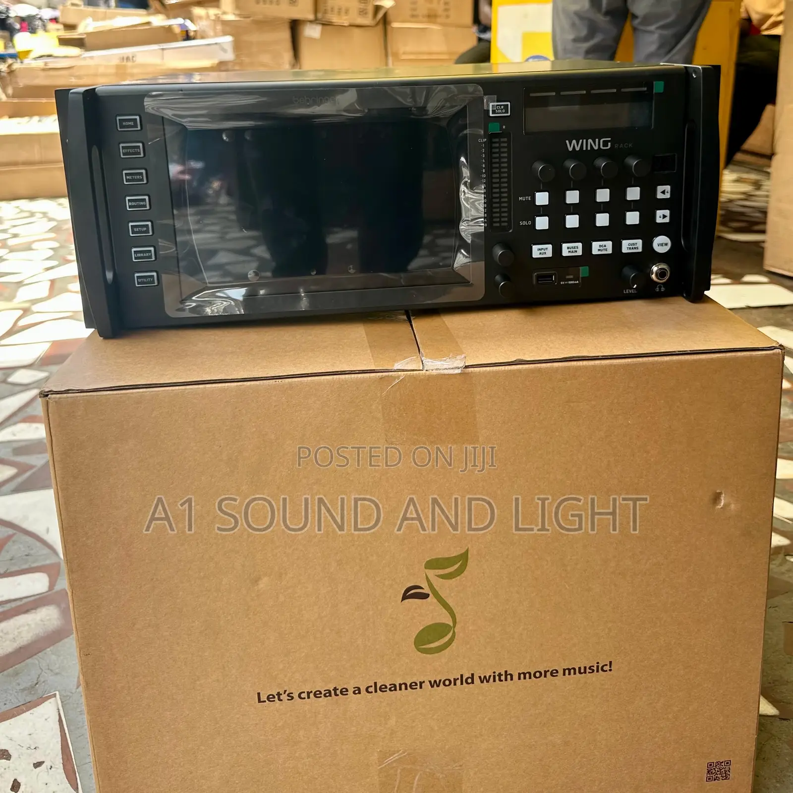 Behringer Wing Rack 48 - Channels Digital Mixer