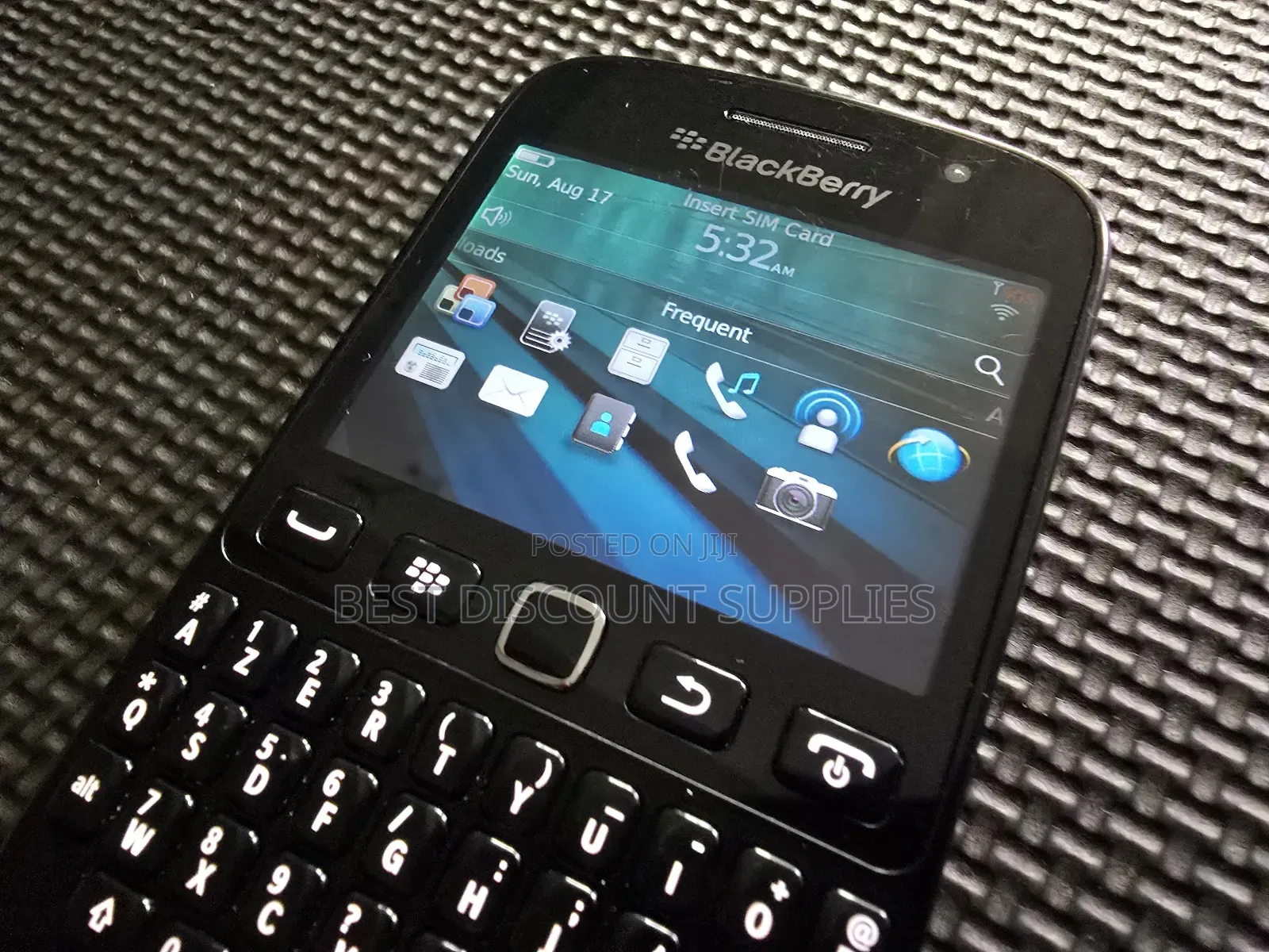 BlackBerry 9720 Black