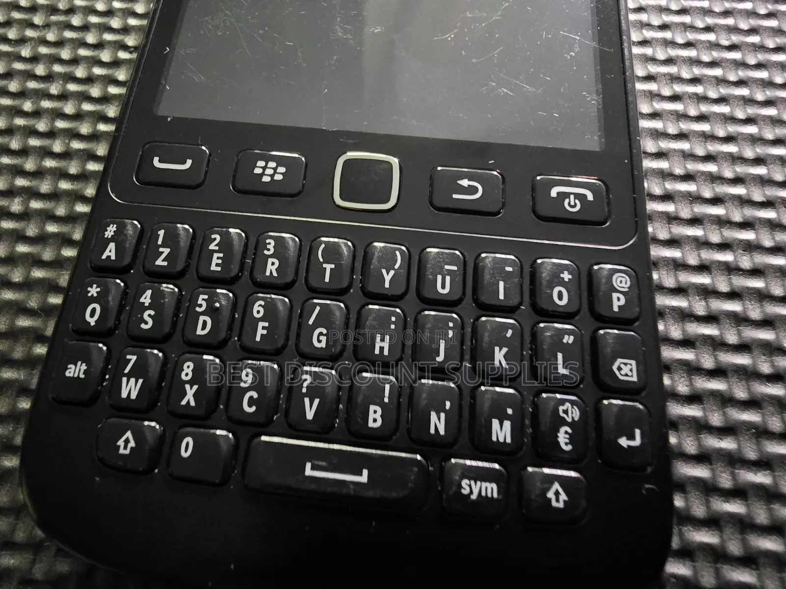 BlackBerry 9720 Black