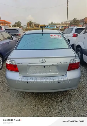Toyota Vios 2010 Silver