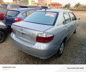 Toyota Vios 2010 Silver