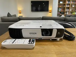Epson Powerful Projector From Uk With Warranty (Free Delivery)