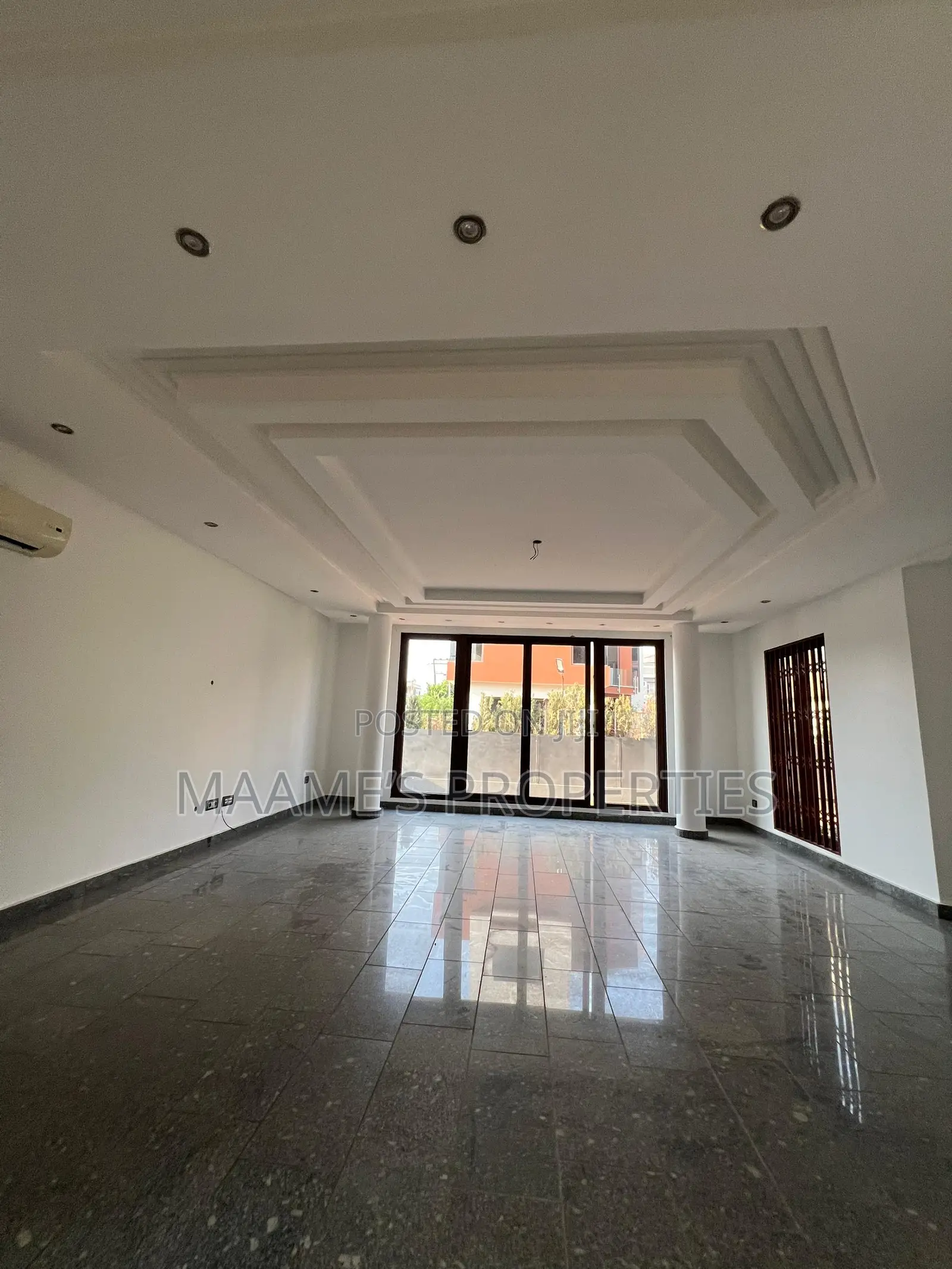 4bdrm Duplex in East Legon for rent