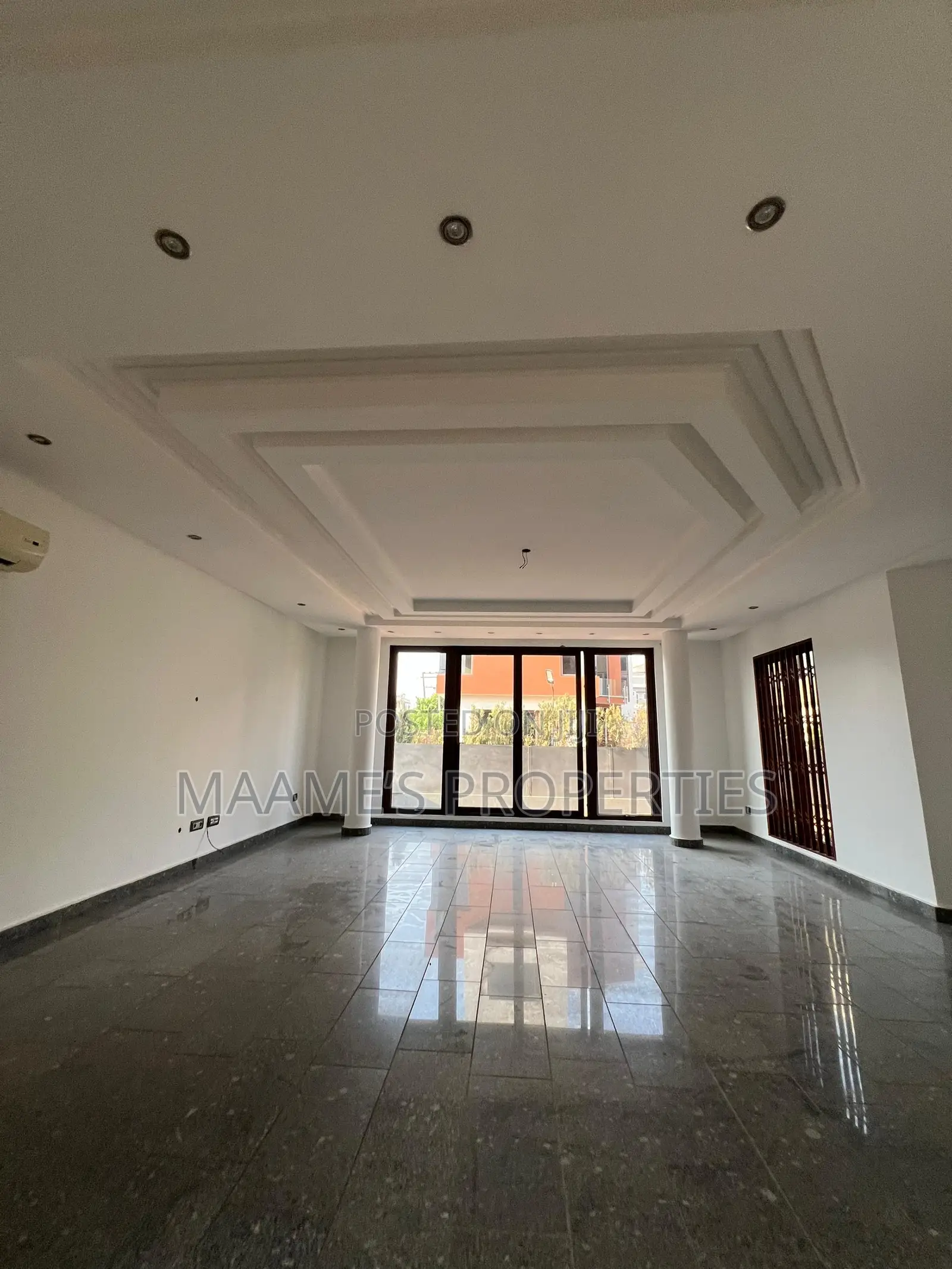 4bdrm Duplex in East Legon for rent