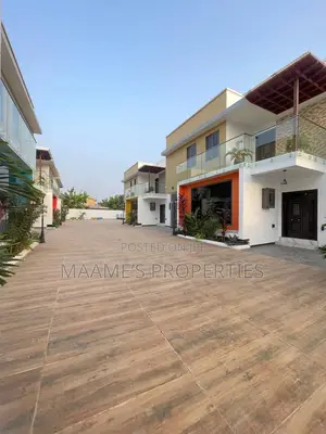 4bdrm Townhouse/Terrace in Spintex for sale