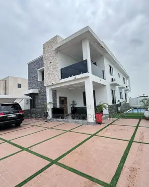 4bdrm Duplex in East Legon for sale