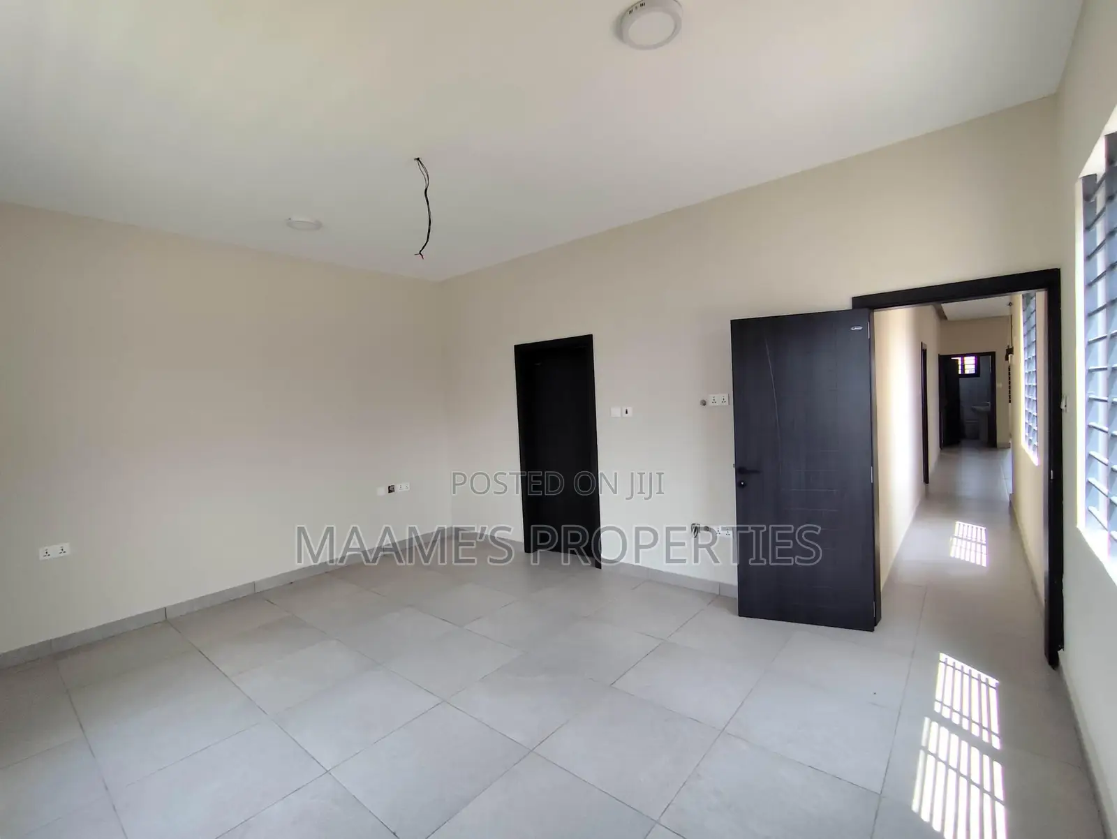 3bdrm House in Lake Side Estate for sale