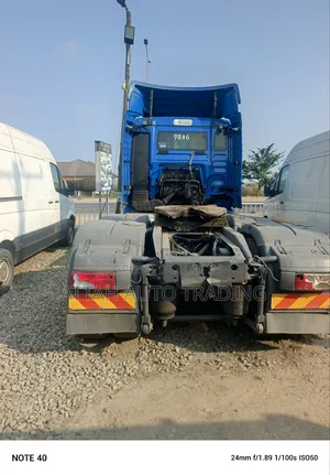 MAN 2010 Blue