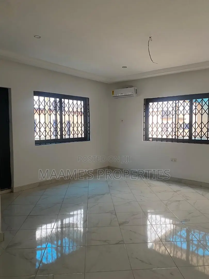 3bdrm Duplex in Oyarifa for rent