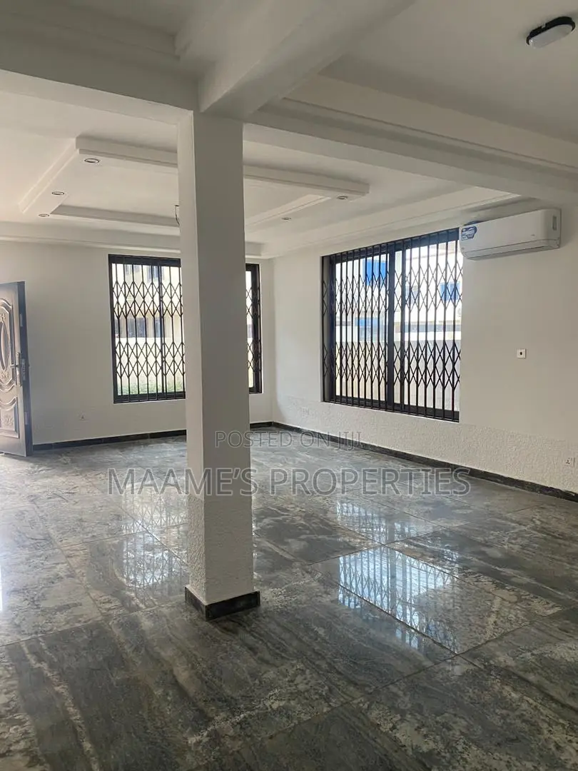 3bdrm Duplex in Oyarifa for rent