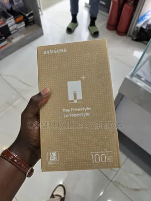 Samsung the Freestyle Projector