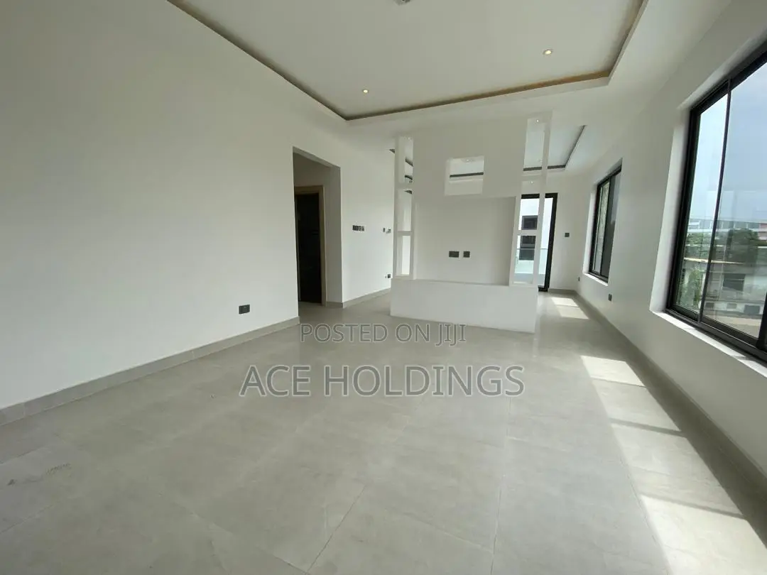 4bdrm Mansion in Cantonments for rent