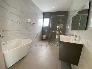 4bdrm Mansion in Cantonments for rent
