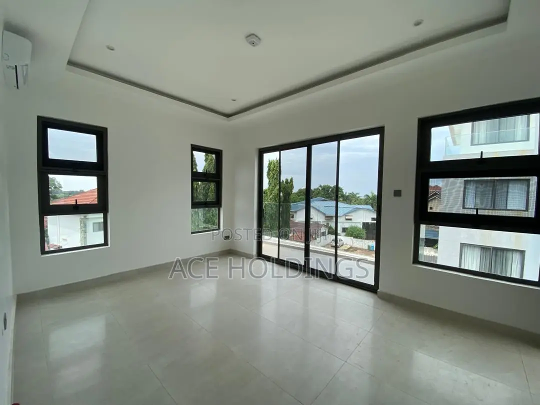 4bdrm Mansion in Cantonments for rent