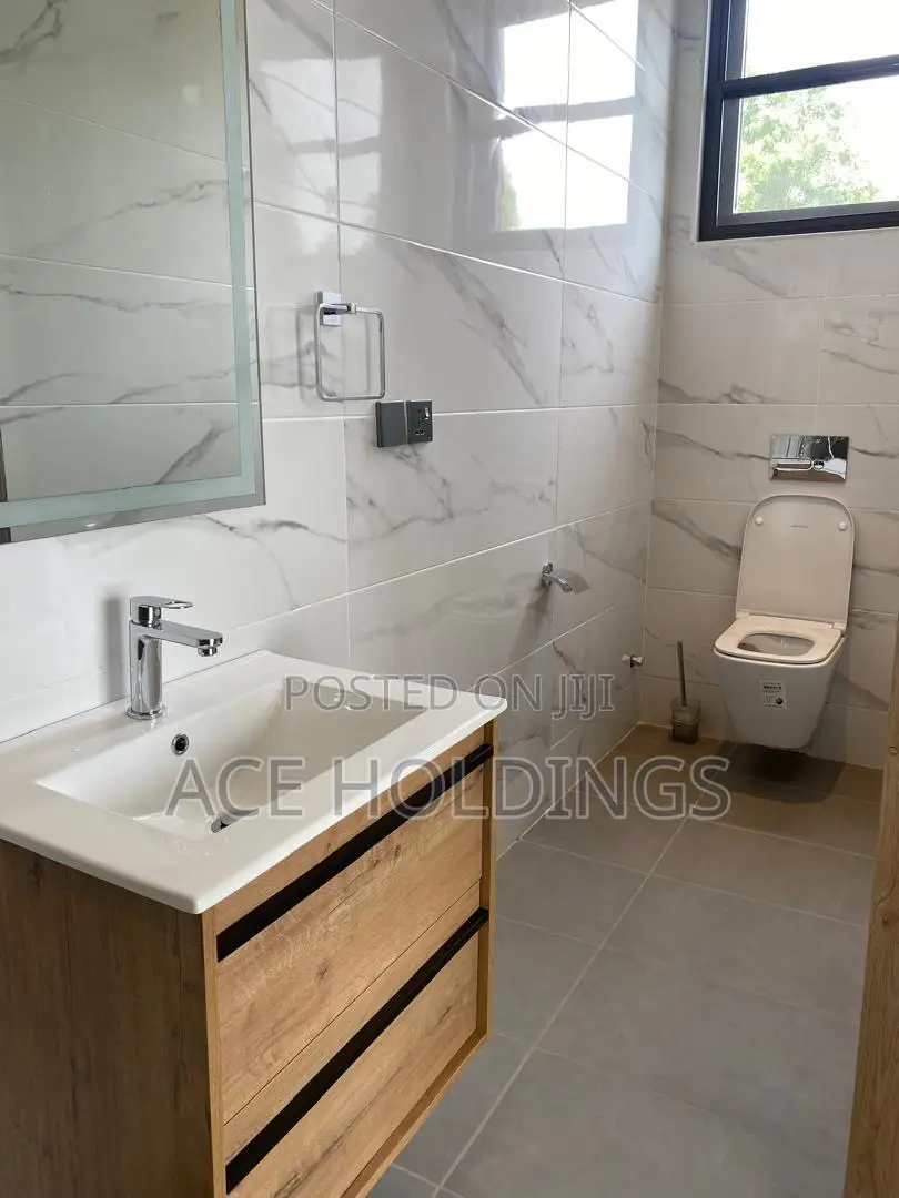 4bdrm Mansion in Cantonments for rent