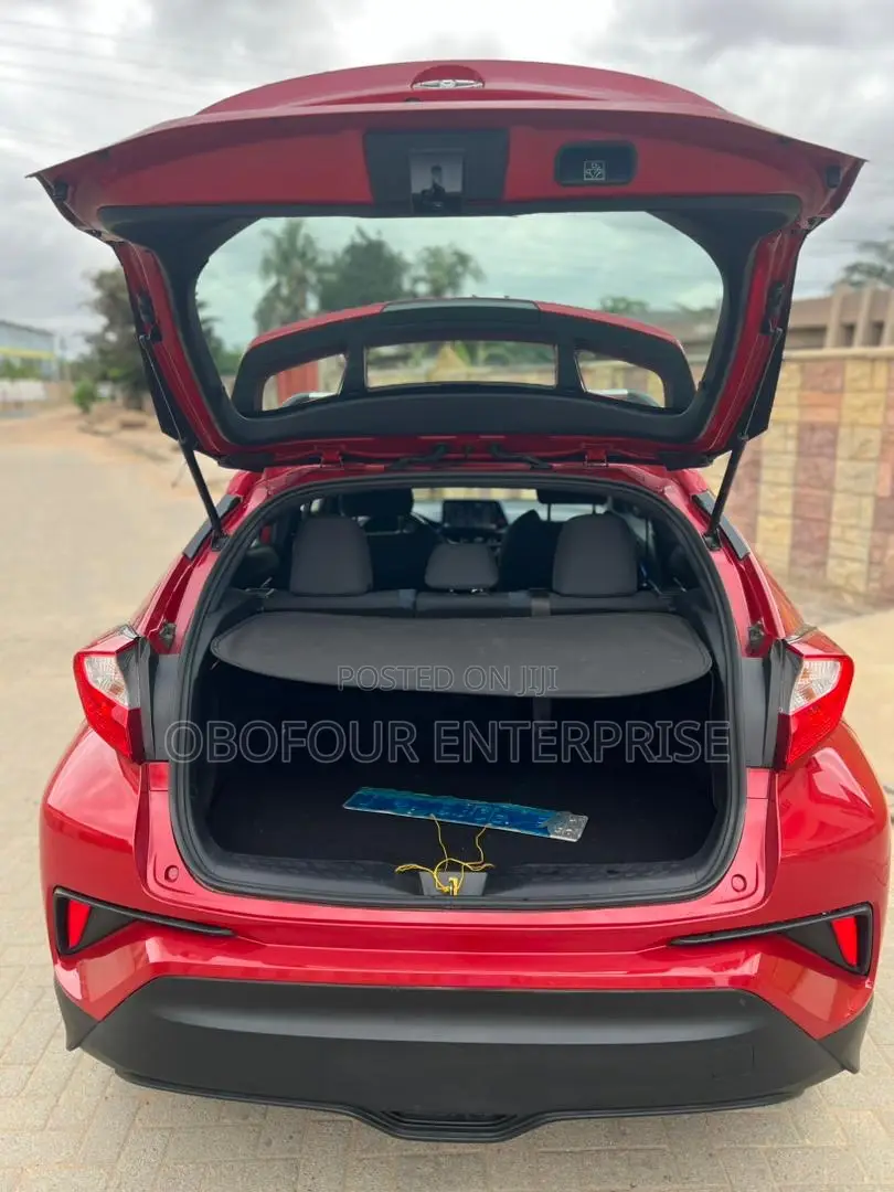 Toyota C-HR XLE FWD 2020 Red