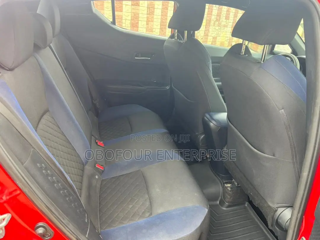 Toyota C-HR XLE FWD 2020 Red