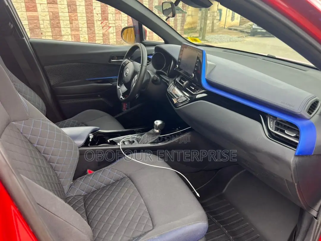 Toyota C-HR XLE FWD 2020 Red