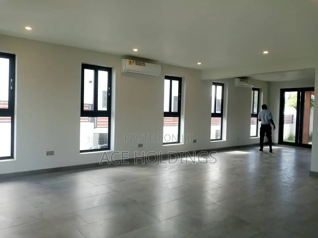 4bdrm House in Tse Addo, Tseaddo for rent