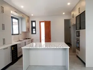 4bdrm House in Tse Addo, Tseaddo for rent