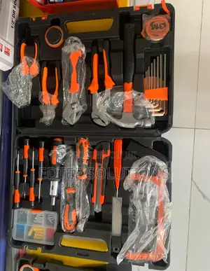 Briefcase 100pcs Household Tools Set
