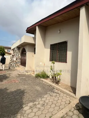 5bdrm House in Spintex for sale