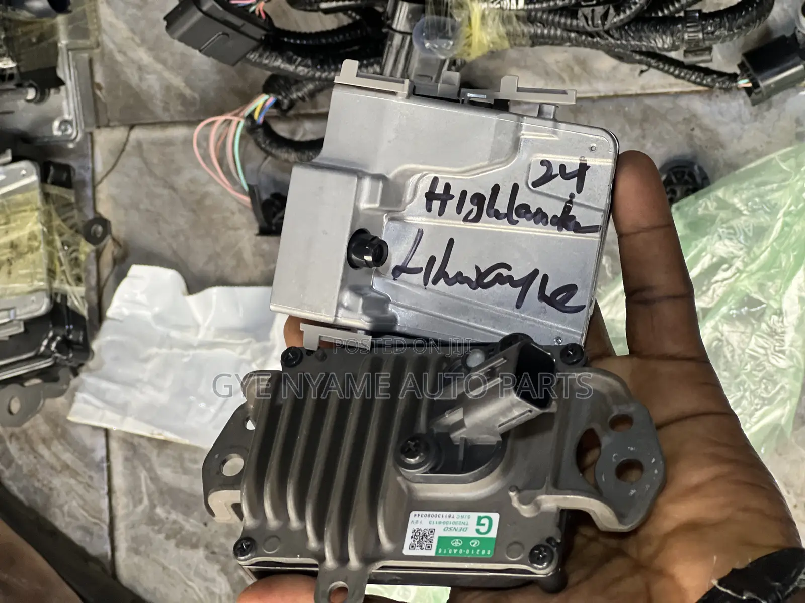 Toyota Highlander 2023 Radar Pair