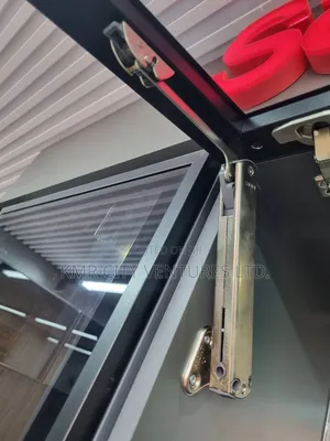 Slim-Mech Lift Up System