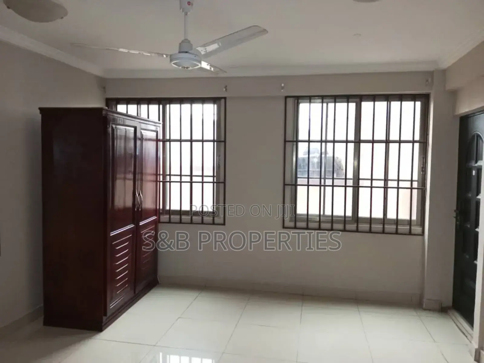 3bdrm Apartment in Ashomang Estate for rent