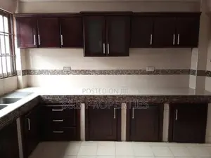 3bdrm Apartment in Ashomang Estate for rent