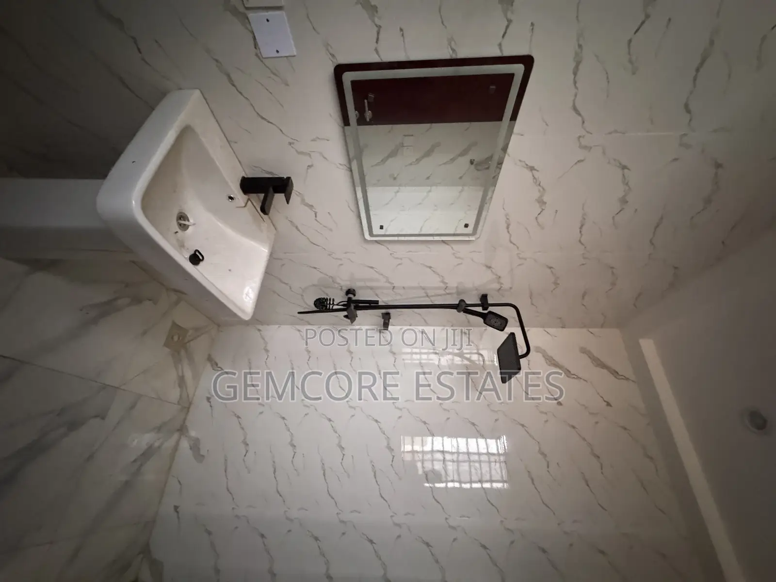 6bdrm House in East Legon Hills for sale