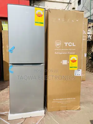 Amazing TCL 142 L Refrigerator