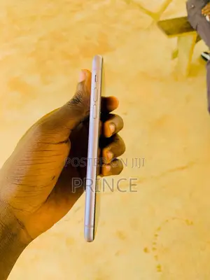 Apple iPhone 11 64 GB Purple