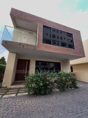 4bdrm Townhouse / Terrace in Lagos Avenue, East Legon for rent