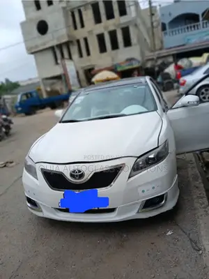 Toyota Camry Windscreen Available