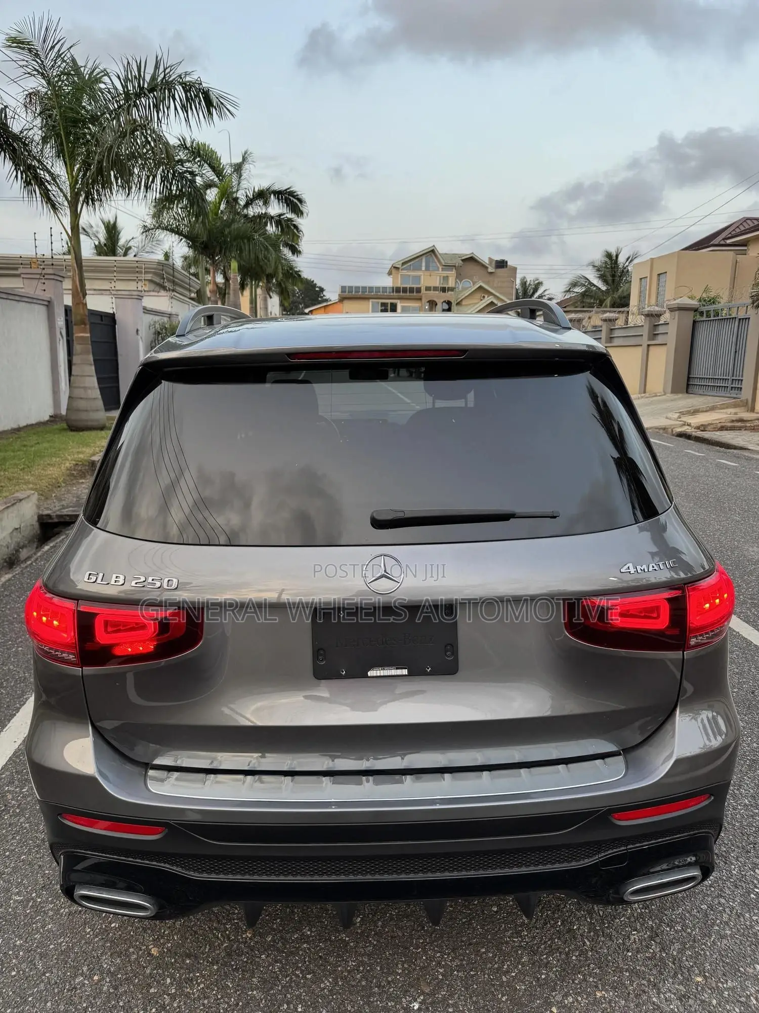 Mercedes-Benz GLB-Class GLB 250 4MATIC 2021 Gray