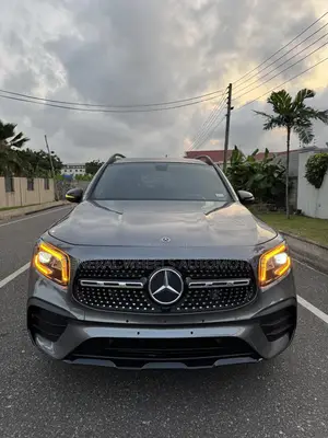 Mercedes-Benz GLB-Class GLB 250 4MATIC 2021 Gray