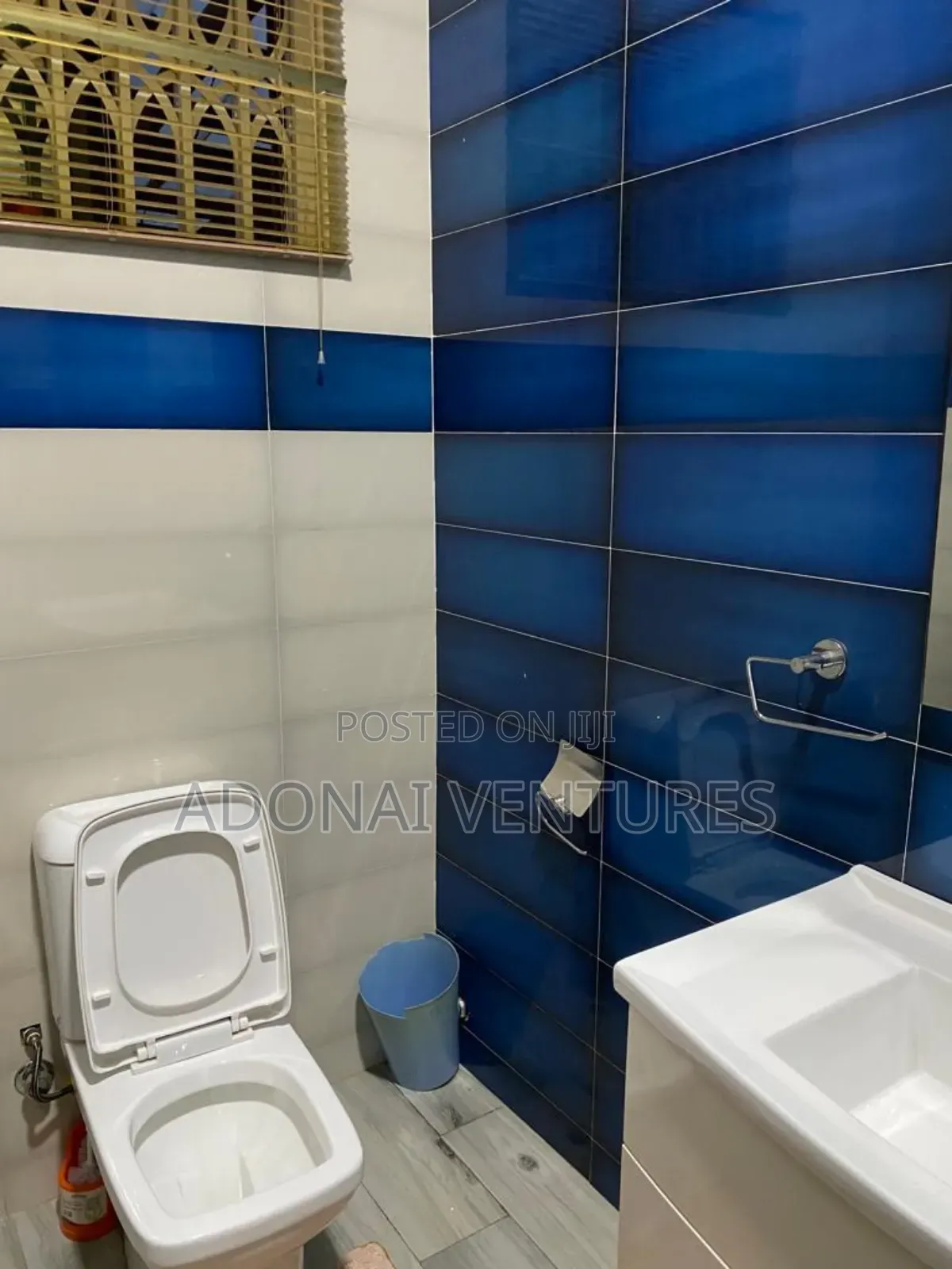 Furnished 7bdrm House in Ahodwo Parakou, Kumasi Metropolitan for sale