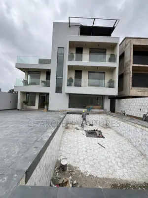 5bdrm House in Charclem Ventures, East Legon for sale