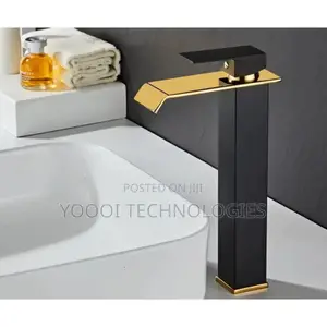 High Quality Brass Black Gold Sink Faucet Tap Mixer (Hot/Cold)